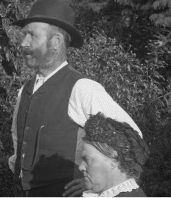 McIlvride John and Mary Isabella - Source: https://www.qwerty.geek.nz/Feud/
