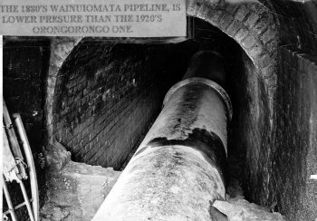 L3318 Wainuiomata end of the 1880s pipeline going through the Waiwhetu Tunnel - c1970s - WHMS: L3318