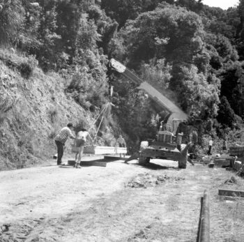 Solomon Knob Bridge - 22 January 1969 - Wellington City Council Archives, 00158-3550-c (sheet 8705a)