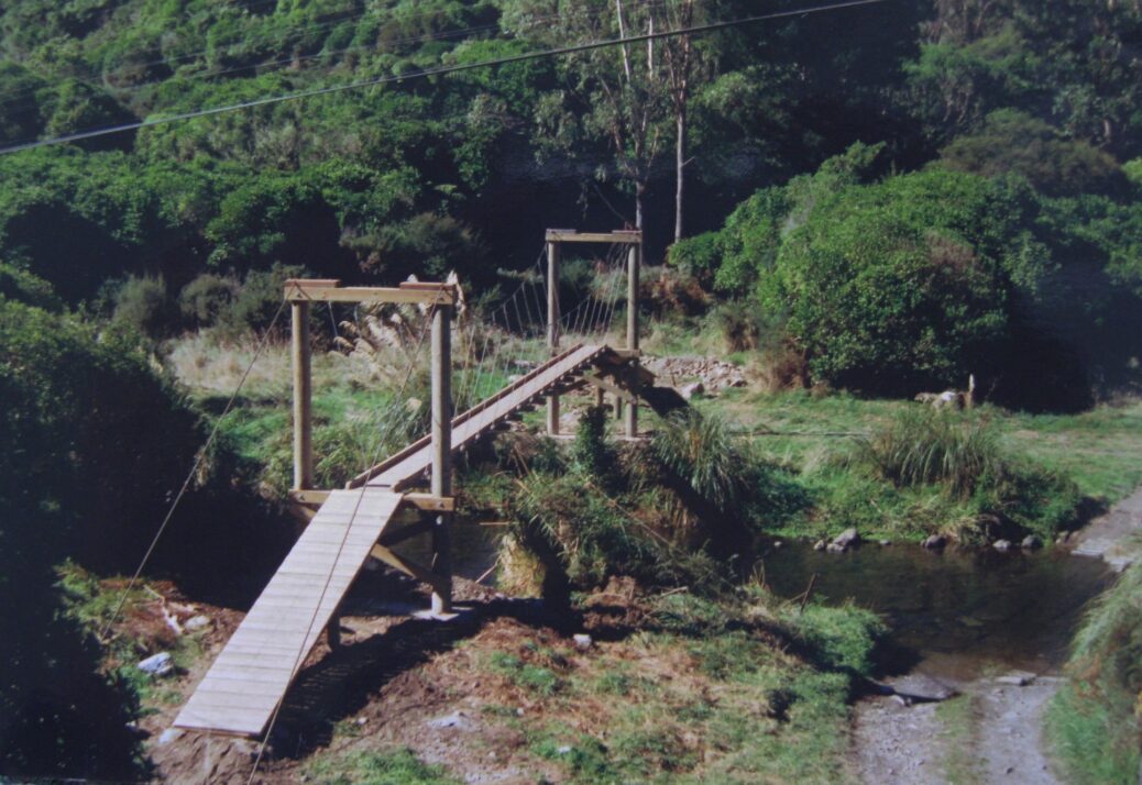 Gums Loop Bridge in the mid 1990s located west of the ford - © Jeremy Foster