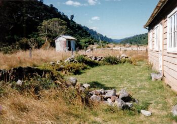 Pearson Hut, Wainuiomata Waterworks - 1982 - WHMS: B212