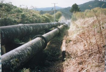 Moores Valley Pipes with leaks - Photographer: Jeremy Foster