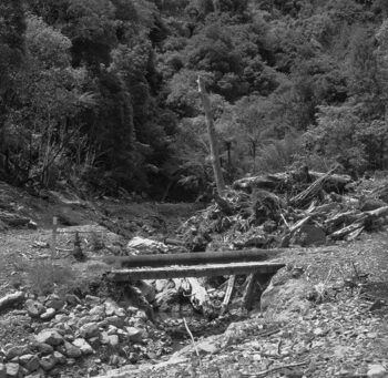 Orongorongo Pipeline - 13 December 1963 - Wellington City Council Archives, 00158-1455-m (sheet 3232a)