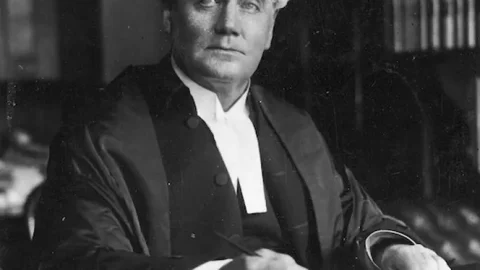Schaef, Arthur Waldemar, 1867-1940. Schaef, Arthur Waldemar, d 1940 (Photographer) : Charles Perrin Skerrett. Original photographic prints and postcards from file print collection, Box 13. Ref: PAColl-6407-65. Alexander Turnbull Library, Wellington, New Zealand. /records/22578575 - c 1926