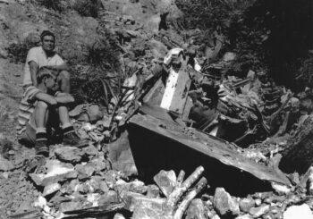 Kittyhawk remains above Sunny Grove - March 1969 - WHMS: L3178