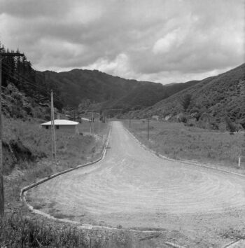 Sunny Grove, Wainuiomata, Lower Hutt - 1958. Evening post (Newspaper. 1865-2002) :Photographic negatives and prints of the Evening Post newspaper. Ref: EP/1958/0302-F. Alexander Turnbull Library, Wellington, New Zealand. /records/23219838