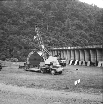 Micro strainer, Morton Dam - 4 September 1967 - Wellington City Council Archives, 00158-2931-g (sheet 6933a)