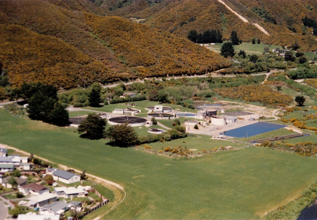 Coast Road - Sewerage Treatment Plant - Joe Hughes Photos - Oct 1987 - WHMS: AV105