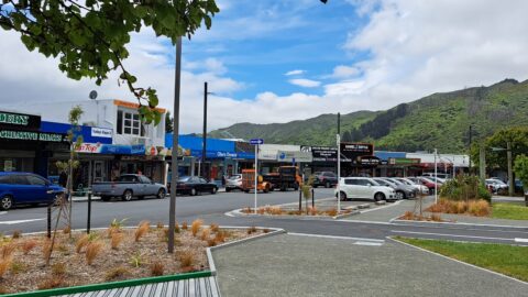 Lower End of Queen Street in Wainuiomata in 2023 - © wainuiomata.net