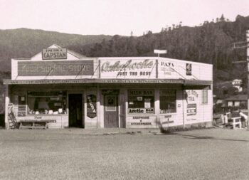 Homedale Shops Wainuiomata- c1950 - Hutt City Library Photo