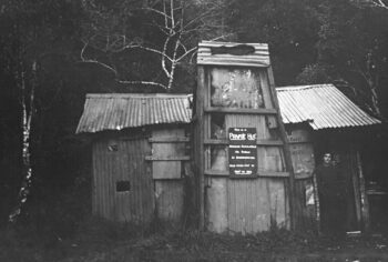 Catchpool Valley Old Hut - circa 1960s. Credit: Carl Smith