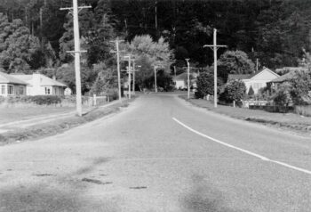 Homedale Road - c1975 - Source: Wainuiomata Historical Museum Society