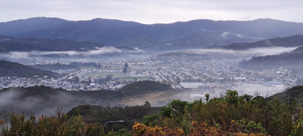 Misty Day in Wainuiomata | WAINUIOMATA .NET