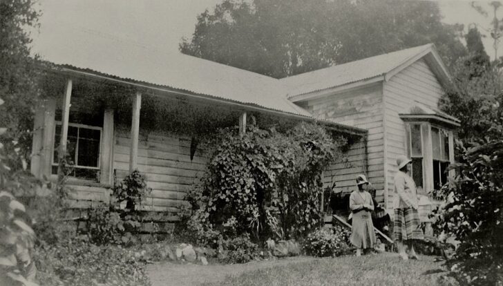 Brookfield c1920s-30s - Crowther home - Source: HUtt City Library - CC BY-NC-ND 3.0 NZ