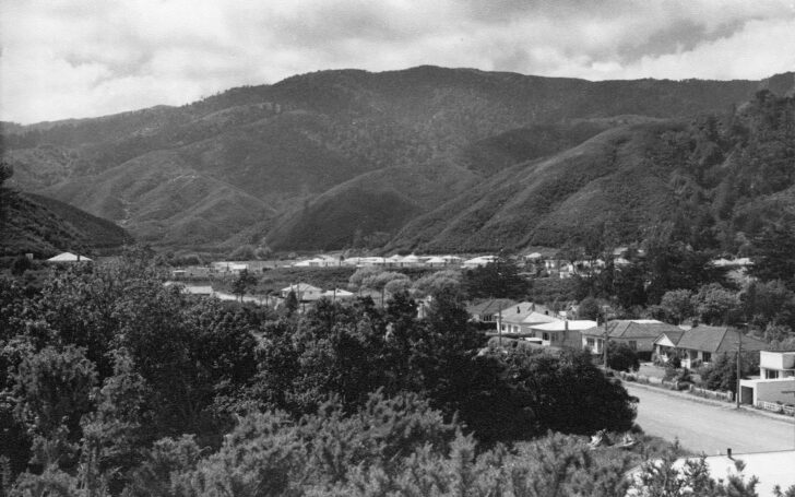 Moores Valley Road Wainuiomata - Source: Wainuiomata Historical Museum (Harry Short collection)
