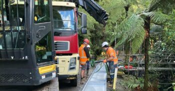 George Creek No.2 Bridge workers
