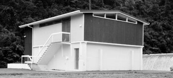 Morton Dam Strainer Building - 18 April 1968 - CC BY 3.0 NZ