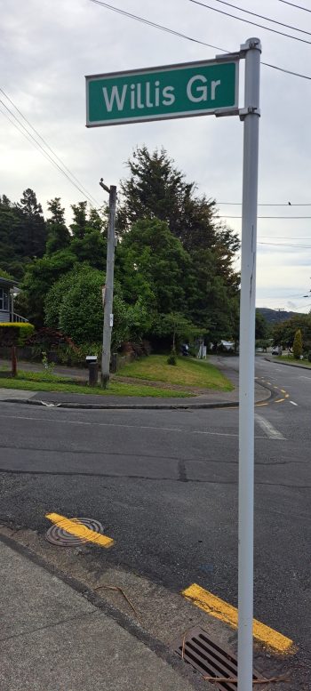 Willis Grove sign - 2026 - © wainuiomata.net