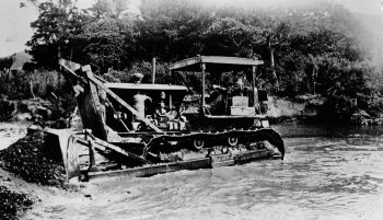 "The Den", Coast Rd after the flood - Apperley Album - c1950s - WHMS: L3176B